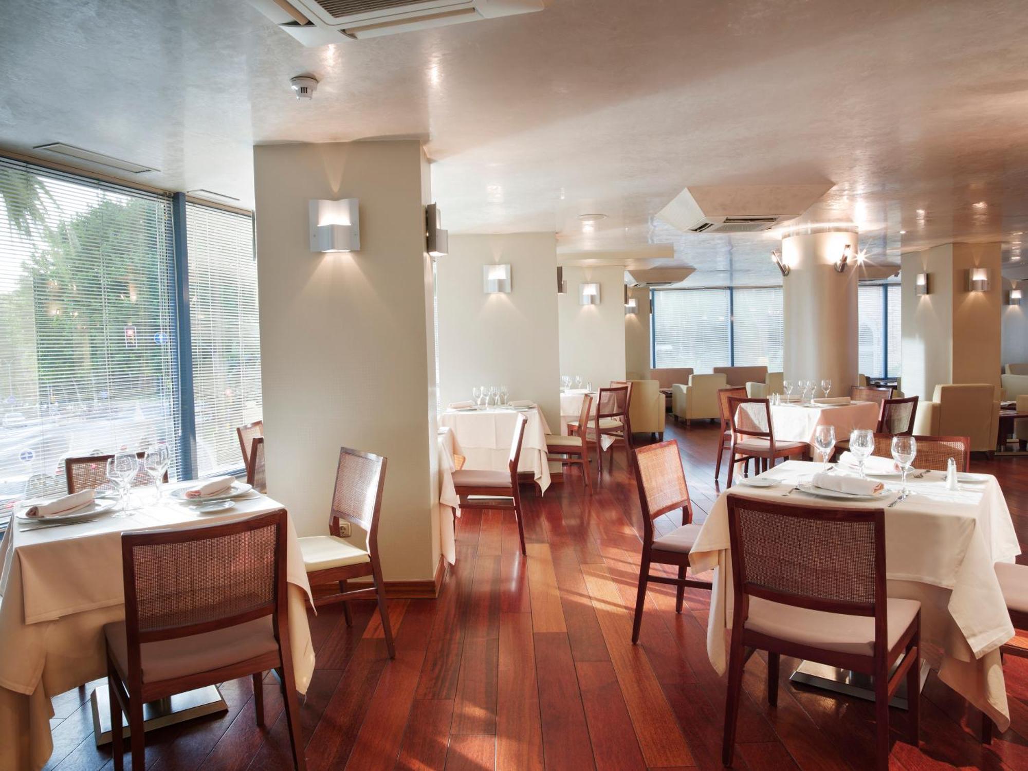 Hotel Ms Maestranza Malaga Nhà hàng bức ảnh