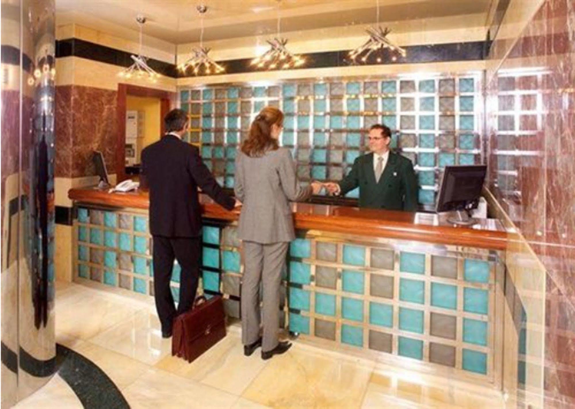 Hotel Ms Maestranza Malaga Ngoại thất bức ảnh