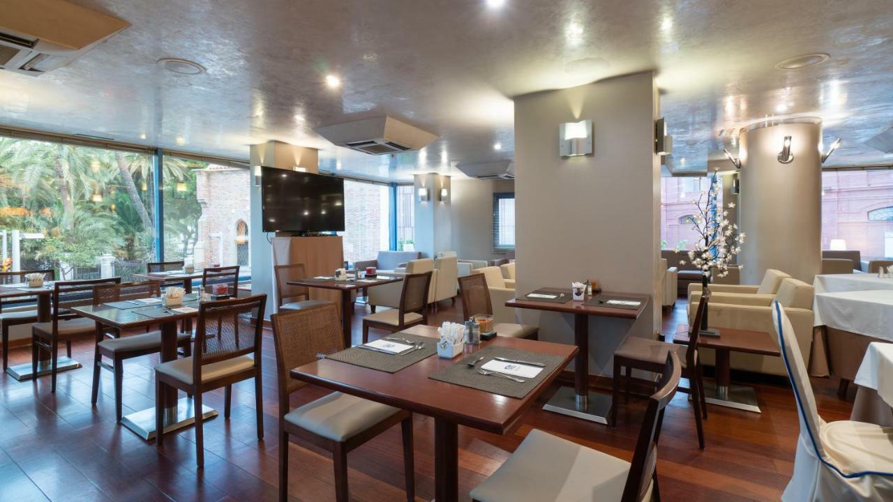 Hotel Ms Maestranza Malaga Ngoại thất bức ảnh